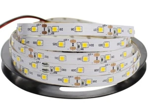 TAŚMA 2,5m  60LED. 12W. Barwa: Ciepły Biały. IP20