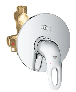 Eurostyle Single-lever bath/shower mixer 1/2"